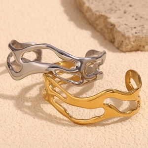 Hollow Wave Cuff Bracelet 18K Gold Plated Stainless Steel Irregular Liquid Metal Exaggerated Statement Jewelry For Women