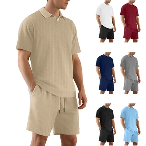 Completo uomo polo e pantaloncini in tessuto a nido d'ape kaki multicolore