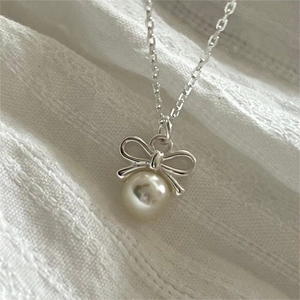 925 Sterling Silver Bowknot Freshwater Pearl Pendant Necklace Minimalist Korean Style For Women
