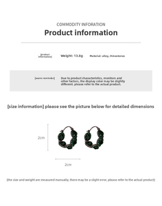 Detail view of 13.8g emerald crystal hoop earrings in retro style alloy setting