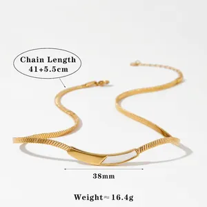 316L stainless steel snake chain necklace with gold-toned shell inlay pendant