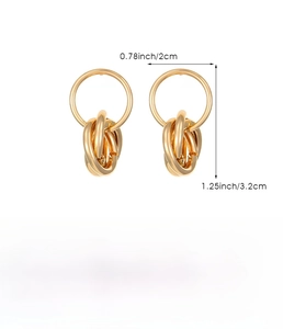 Detail specifications for gold twist hoop earrings showing dimensions and weight metrics