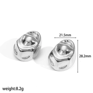 Detailed view of silver irregular crumpled earrings with size dimensions 21.5mm and 28.2mm