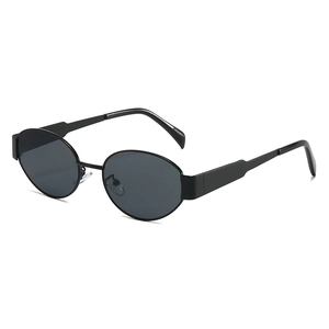 Retro-Oval-Sonnenbrille mit breiten Bügeln und schwarzem Rahmen aus 45-Grad-Winkel