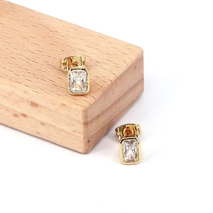 Gold-plated 18k copper rectangle stud earrings with clear baguette-cut cubic zirconia