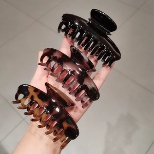 Large Hair Claw Clip Acetate Tortoiseshell Leopard Print Strong Grip Non-Slip Korean Ins Style For Women Updo