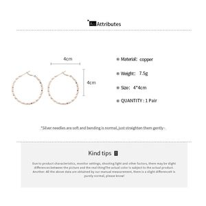 Detailed size specifications for 4cm rose gold geometric twisted hoop earrings
