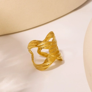 Irregular wavy gold stainless steel adjustable ring for women with aesthetic hollow design