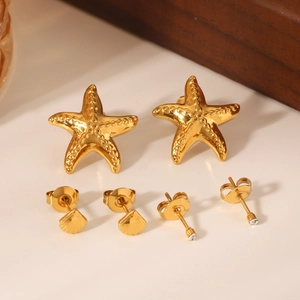 Ensemble de boucles d'oreilles étoiles de mer et coquillages plaqués or 18k