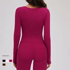 Fuchsia long sleeve yoga set with slim fit leggings for running and fitness sports