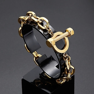 Polished 18K gold-plated stainless steel OT clasp chunky chain bracelet for men