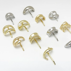Minimalist alloy hair clip set with gold and silver finishes and pearl accents