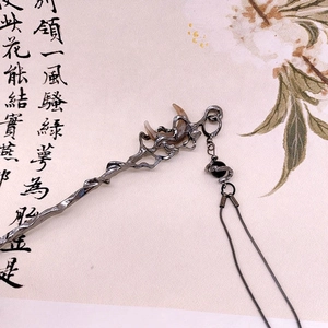 Dark aesthetic crescent moon hair stick with tassel in retro silver Chinese style