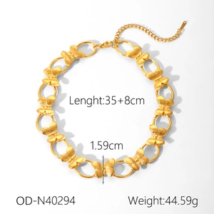 Detailed view of gold butterfly choker necklace with 35+8cm length and 44.59g weight