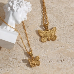 Fashion Stainless Steel Gold Butterfly Pendant Necklace For Women Vintage Aesthetic Clavicle Chain Jewelry Neckpiece Gift