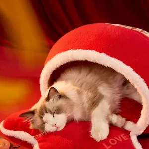 Cuccia per gatti rossa semichiusa con cuscino spesso per il Capodanno e cani piccoli