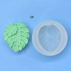 Macro detail of Monstera leaf silicone mold showing intricate vein patterns for cake DIY