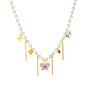 Elegante collana di perle con ciondoli a farfalla e cuore in lussuoso oro lucido