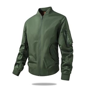 Klassische olivgrüne Bomberjacke mit Rippbündchen und funktionaler Ärmeltasche für Herren