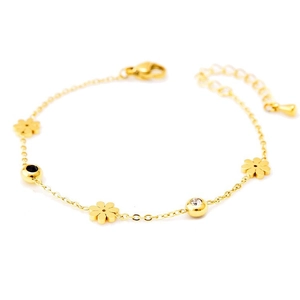 Elegant 18k gold plated stainless steel bracelet featuring floral charms and diamond beads