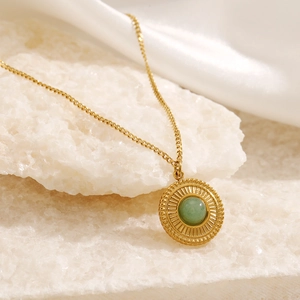 Vintage Bohemian green aventurine round pendant necklace with gold sunburst texture