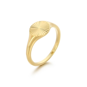 Minimalist 18K gold stainless steel signet ring with engraved sunburst stripe pattern