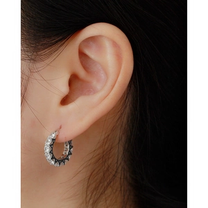 Boucles d'oreilles créoles argentées avec zircons étincelants pour femmes et filles