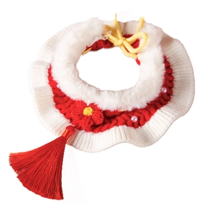 Collier festif tricoté pour animaux rouge et blanc avec perles, glands et décoration
