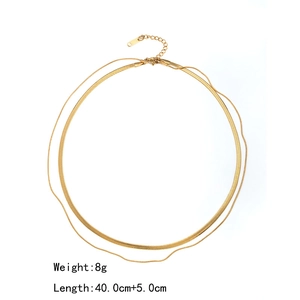 Detailed specs showing a weight of 8g and 40cm plus 5cm length for gold layered necklace