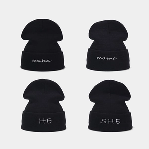 Berretto Maglia Acrilico Lettere Ricamate Cuffia Calda Con Risvolto Per Coppie Famiglie Inverno Autunno Casual Minimalista