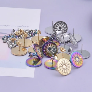 Macro shot of 304 stainless steel earring bases in gold silver and rainbow finishes