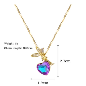 Detailed dimensions of the heart necklace with weight and chain length measurements