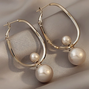 Vintage Geometric U-Shaped Drop Earrings With Alloy Imitation Artificial Pearl And 925 Sterling Silver Earring Post For Women Elegant Style