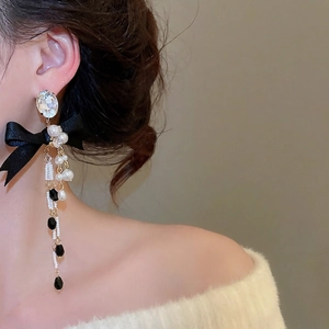 Elegant bow pearl tassel earrings with silver needle and zircon accents for women