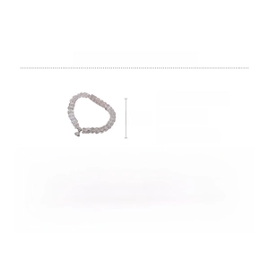 Vue détaillée du bracelet en perles de cristal avec pendentif lotus en cuivre de 18 cm