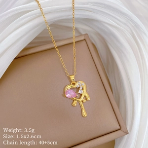 Detail view showing gold heart necklace pendant dimensions 1.5x2.6cm and 3.5g weight info