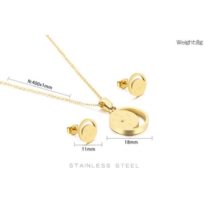 Detailed size chart of gold stainless steel star and moon jewelry set including dimensions