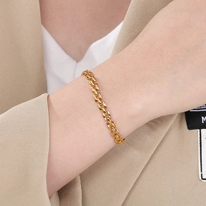 18K gold plated stainless steel check strap chain bracelet for women on wrist