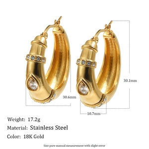 Boucles d'oreilles créoles dorées 18K en acier inoxydable avec cristaux en poire