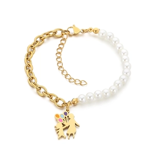 Gold plated stainless steel chain bracelet with pearls and heart balloon pendant