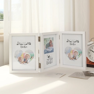 Three-panel folding white wooden photo frame 5x7 inch with elegant metal hinges