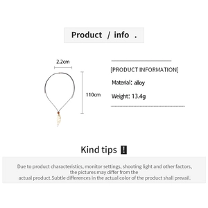 Detailed product specifications for vintage leaf pendant necklace with material and dimensions