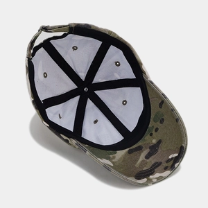 Internal structure of a camouflage baseball cap with reinforced seams and metal buckle