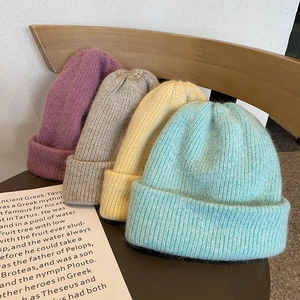 Bonnets en tricot de fourrure de lapin pelucheux pour femmes en violet, gris, jaune et vert