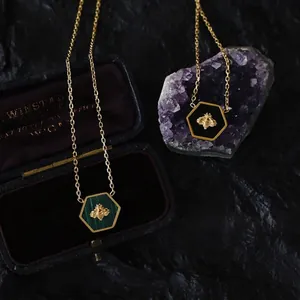 Retro 18K gold-plated honeycomb bee necklace with green striped and black hexagonal pendants