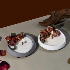 Molde de bandeja de ondas irregulares para velas DIY con decoraciones de rosas secas