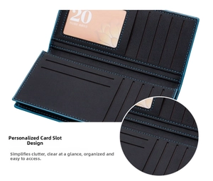 Détail de l'intérieur du portefeuille en cuir noir avec surpiqûres bleues et porte-cartes