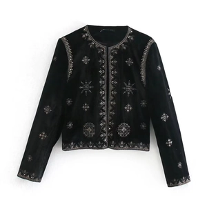 Veste Courte Élégante En Velours Noir Pour Femmes Avec Broderie Or Et Argent Et Paillettes Manches Longues