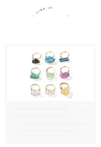 Colección de nueve anillos de piedras naturales de colores con alambre dorado