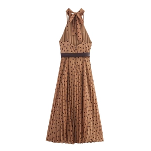 Bruine midi-jurk met polkadots met een halterstrik en plooirok met een tailleriem